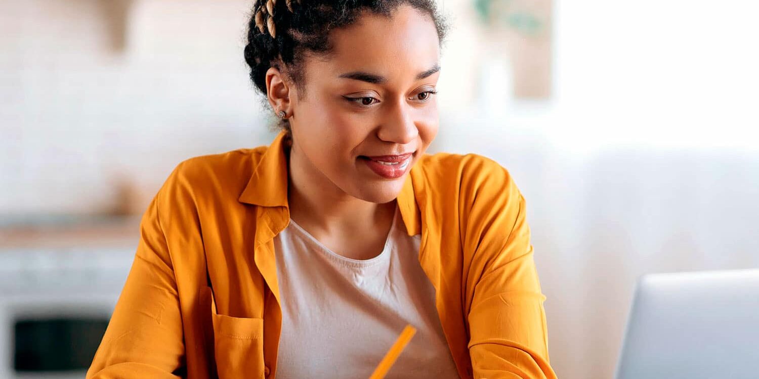 FINANCER DES ÉTUDES À LA RÉUNION